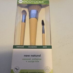 NWT- EcoTools Bamboo Handle Brush Set